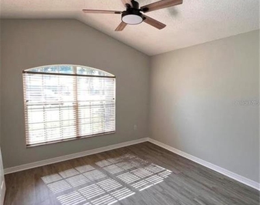 2709 Hawk Roost Court - Photo Thumbnail 10