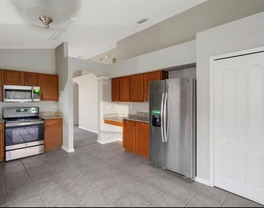 31115 Hannigan Place - Photo Thumbnail 11