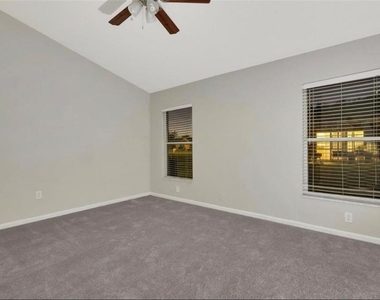 31115 Hannigan Place - Photo Thumbnail 7