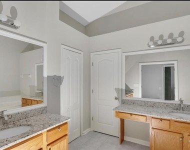 31115 Hannigan Place - Photo Thumbnail 8