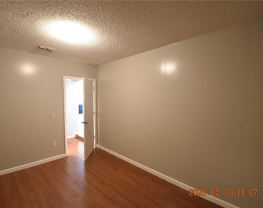 12116 Feldwood Creek Lane - Photo Thumbnail 27