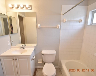 12116 Feldwood Creek Lane - Photo Thumbnail 24