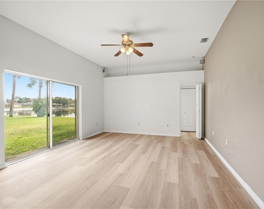 6141 36th Lane E - Photo Thumbnail 7