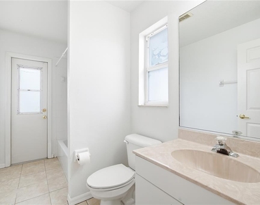 6141 36th Lane E - Photo Thumbnail 19