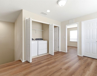 8961 Turnstone Haven Place - Photo Thumbnail 10