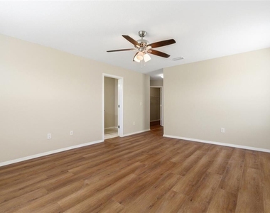 8961 Turnstone Haven Place - Photo Thumbnail 6