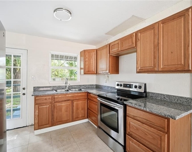 6209 N 43rd Street - Photo Thumbnail 4
