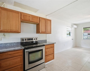 6209 N 43rd Street - Photo Thumbnail 6