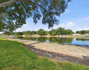 3821 N Oak Drive - Photo Thumbnail 19