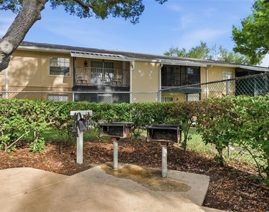 3821 N Oak Drive - Photo Thumbnail 24