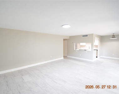877 114th Avenue N - Photo Thumbnail 10