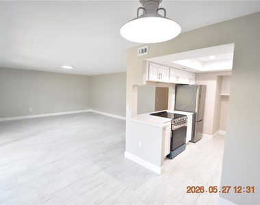 877 114th Avenue N - Photo Thumbnail 14