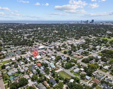 1623 31st Avenue N - Photo Thumbnail 4