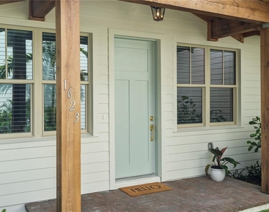 1623 31st Avenue N - Photo Thumbnail 3