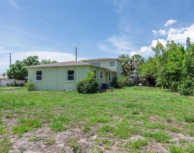 441 57th Street N - Photo Thumbnail 18