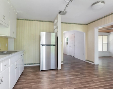 441 57th Street N - Photo Thumbnail 6