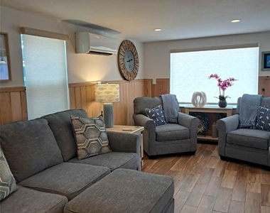 2802 Pass A Grille Way - Photo Thumbnail 2