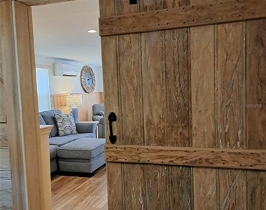2802 Pass A Grille Way - Photo Thumbnail 9