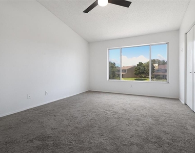 6367 Bayside Key Drive - Photo Thumbnail 30