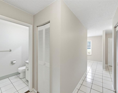 8124 Omaha Circle - Photo Thumbnail 13