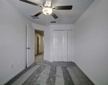 8248 Corner Pine Way - Photo Thumbnail 44