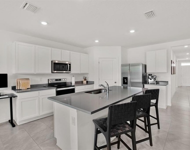 35514 Mahwah Ave - Photo Thumbnail 4