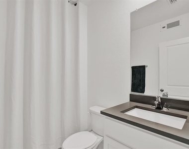 35514 Mahwah Ave - Photo Thumbnail 10