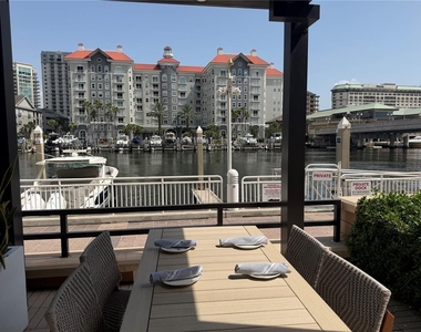 700 S Harbour Island Boulevard - Photo Thumbnail 4