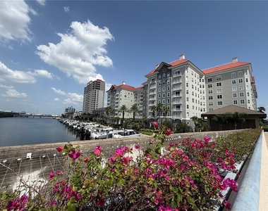 700 S Harbour Island Boulevard - Photo Thumbnail 39
