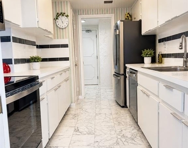 100 Pierce Street - Photo Thumbnail 9