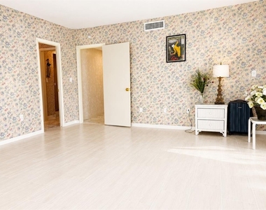 100 Pierce Street - Photo Thumbnail 12