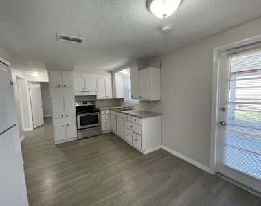 1130 Powersong Street - Photo Thumbnail 4