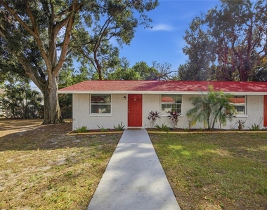 11733 N 12th Street - Photo Thumbnail 14
