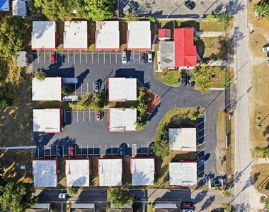 11733 N 12th Street - Photo Thumbnail 25