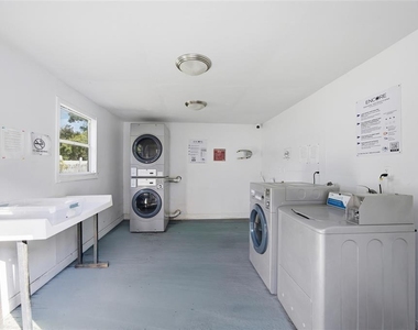 11733 N 12th Street - Photo Thumbnail 26