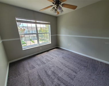 2215 Kings Palace Drive - Photo Thumbnail 8