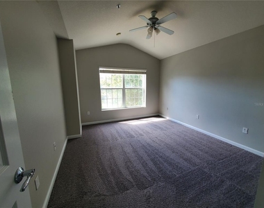 2215 Kings Palace Drive - Photo Thumbnail 10