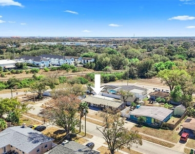 4418 W Fairview Heights - Photo Thumbnail 47
