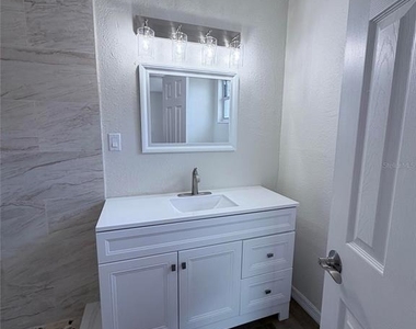 4418 W Fairview Heights - Photo Thumbnail 25