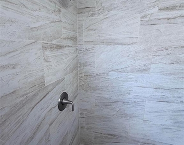 4418 W Fairview Heights - Photo Thumbnail 27
