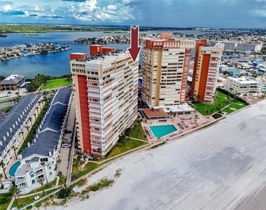 17940 Gulf Boulevard - Photo Thumbnail 37