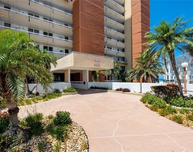 17940 Gulf Boulevard - Photo Thumbnail 1
