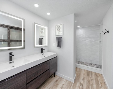 17940 Gulf Boulevard - Photo Thumbnail 23