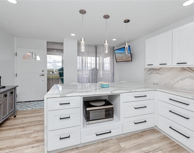 17940 Gulf Boulevard - Photo Thumbnail 10