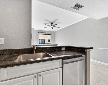 105 Bradford Beach Court - Photo Thumbnail 11