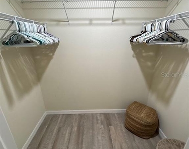 4303 N 30th Street - Photo Thumbnail 10