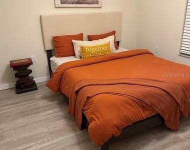 4303 N 30th Street - Photo Thumbnail 8