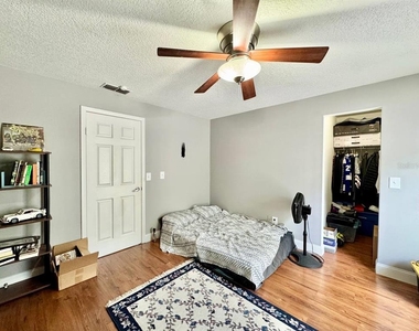 5216 Tennis Court Circle - Photo Thumbnail 19