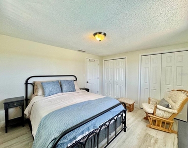 4037 Topsail Trail - Photo Thumbnail 24