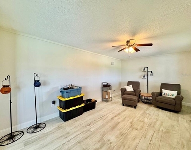 4037 Topsail Trail - Photo Thumbnail 18